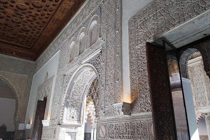 Alcazar and Cathedral of Seville Tour with Skip the Line Tickets - Guides make or break it: why this tour earns top marks