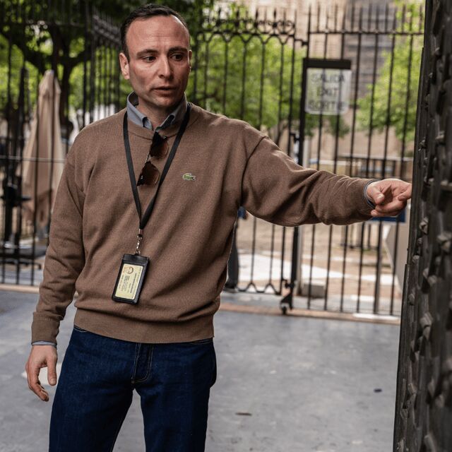 Exclusive Seville: Hidden Gems and Iconic Landmarks Tour - Plaza Nueva: The Quick Orientation Stop That Makes the Whole Walk Click
