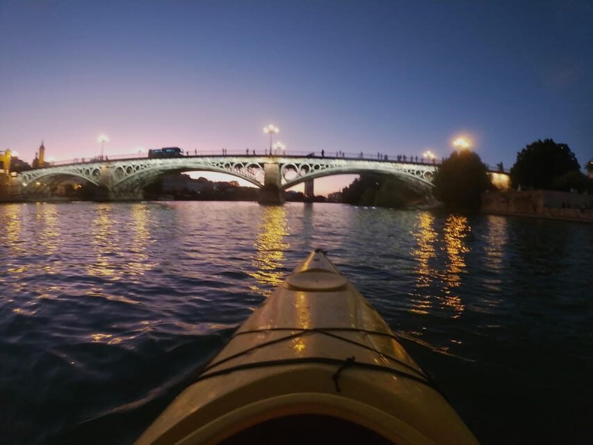 Night Kayak: Historic Seville, Triana and La Cartuja - The river route: Triana, La Cartuja, and that unique night calm