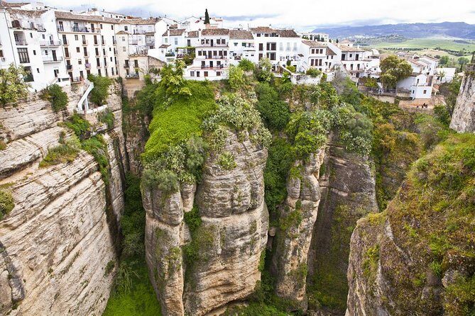 Ronda and White Villages Guided Day Tour from Seville - Key points to know before you go