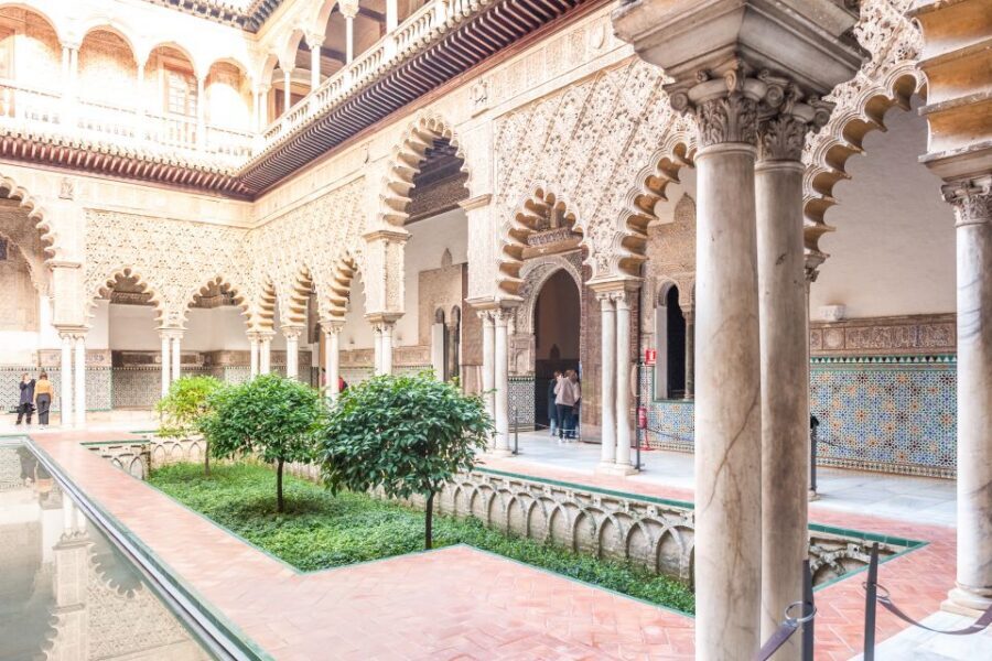Seville: Alcazar Guided Tour with Entrance - Your guided route: what you’ll see and why it matters