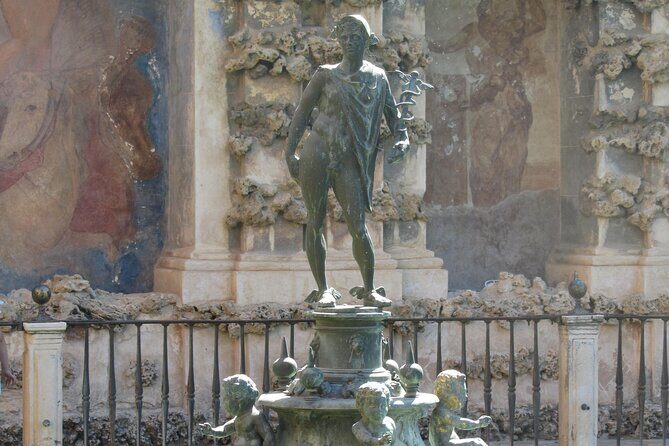 Seville Alcazar Tour - Who should book this private Alcázar tour?