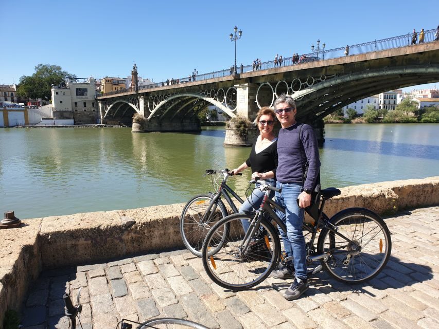 Seville: Bike Rental - Picking up and dropping off: five locations that help you stay efficient