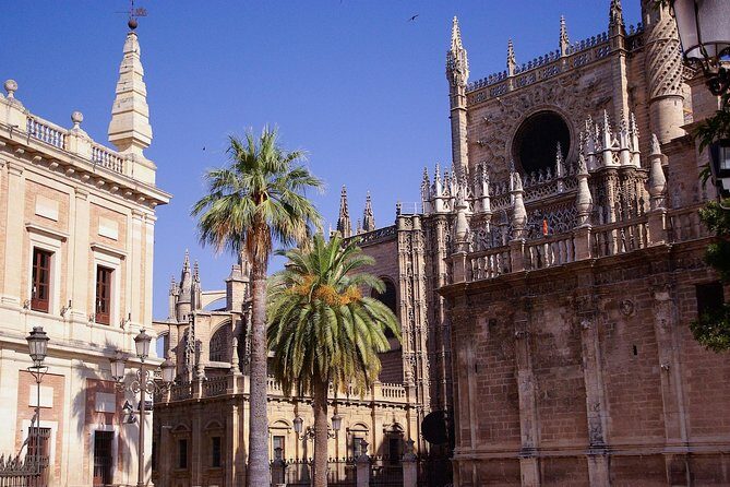 Seville Cathedral and Giralda Tower Guided Tour - What I’d actually look for inside (so you don’t miss the point)