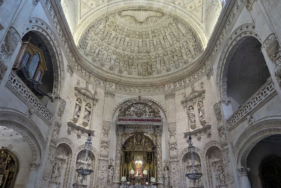 Seville: Cathedral & Giralda Guided Tour with Entry Tickets - Who This Tour Fits Best