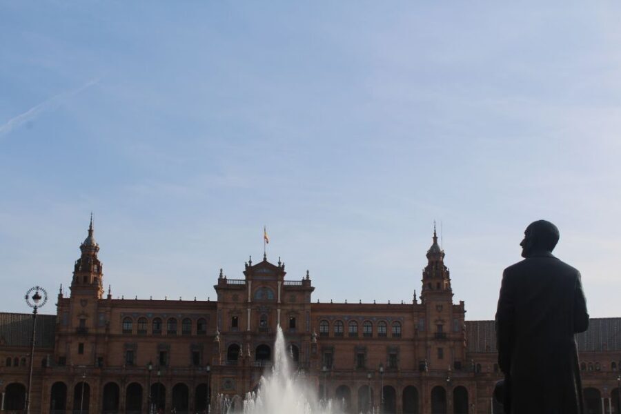 Seville: Guided Sightseeing Day Tour - Real Alcázar: One Palace, Many Eras, Real Visual Payoff