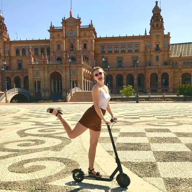 Seville: Highlights Bike Tour - Why a 2-hour bike loop makes sense in Seville