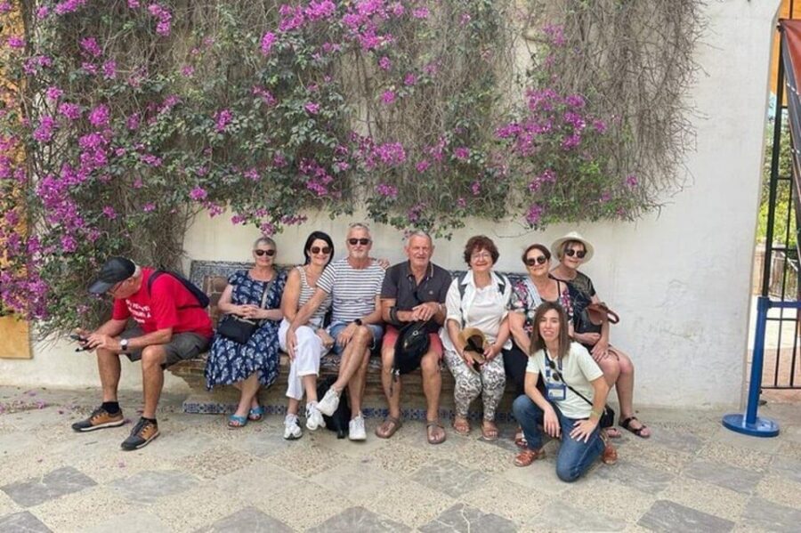 Seville : Jewish Quarter & Santa Cruz Walking Tour - Jewish Quarter to Santa Cruz: Why 2 Hours Feels Just Right
