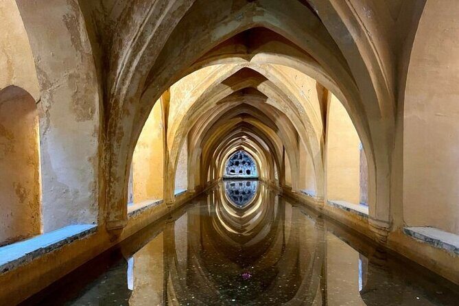 Seville Private Tour with Alcazar, Cathedral, Casa de Pilatos - Lunch Break in Seville: Let Your Guide Shop for Your Energy