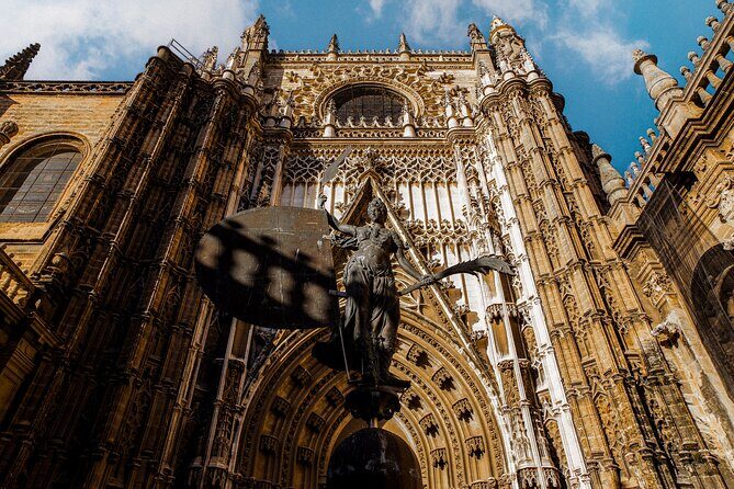 Skip the Line Seville Alcázar, Cathedral & Giralda Guided Tour - Salon de Embajadores: the dome moment that sticks