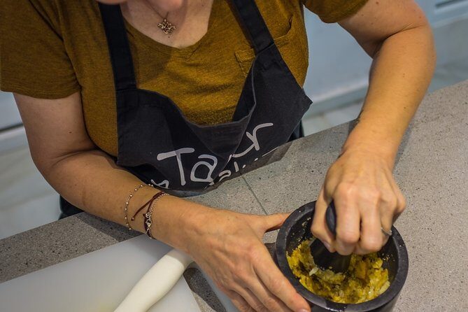 Spanish Cooking Class & Triana Market Tour in Sevilla - Key highlights worth knowing