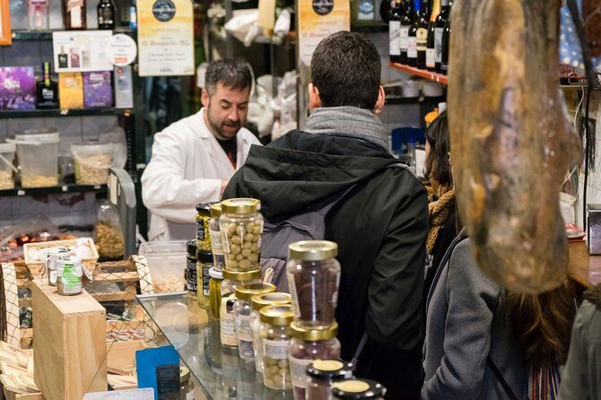 The Seville Market & Tapas Tour by Food Lover Tour - Stop 2: Palacio de los marqueses de la Algaba for quick context
