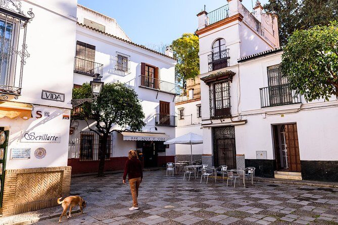 Walking tour through the old Jewish quarter of Santa Cruz. - Legends, Traditions, and the Myths People Repeat for a Reason